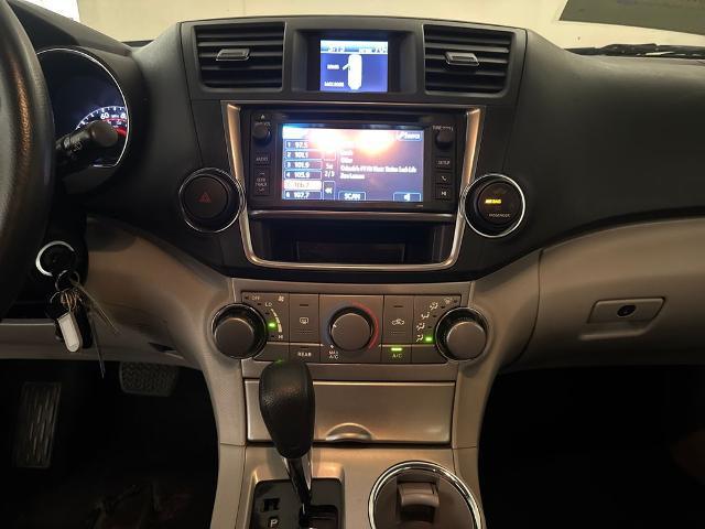 2013 Toyota Highlander Base