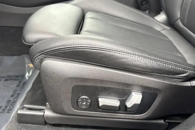 2022 BMW X3 M40i