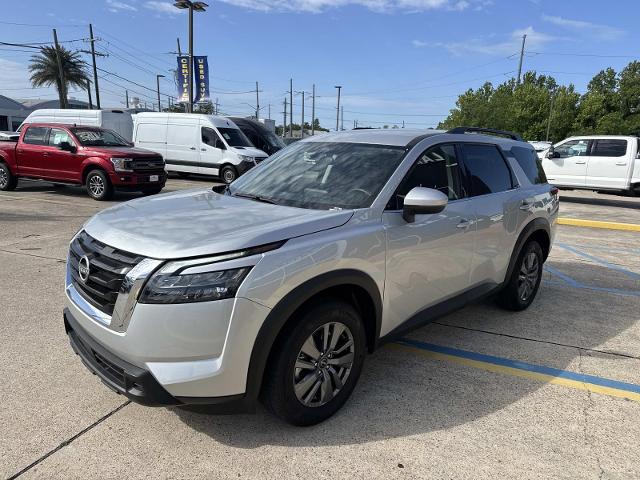 2025 Nissan Pathfinder SV 4WD