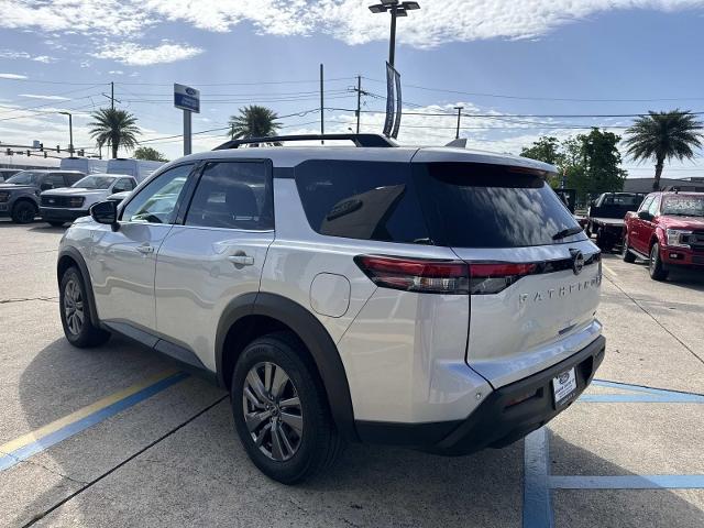 2025 Nissan Pathfinder SV 4WD