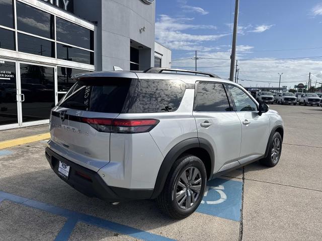 2025 Nissan Pathfinder SV 4WD