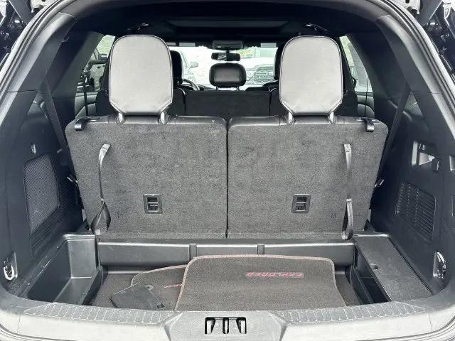 2024 Ford Explorer ST-Line
