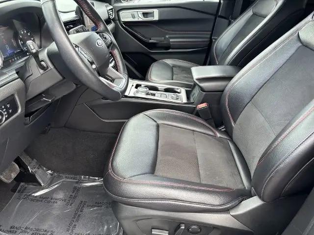 2024 Ford Explorer ST-Line