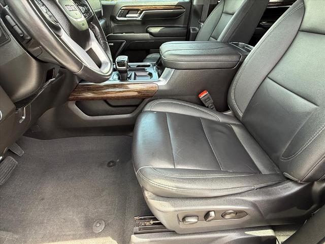 2023 GMC Sierra 1500 4WD Crew Cab Short Box Elevation with 3SB