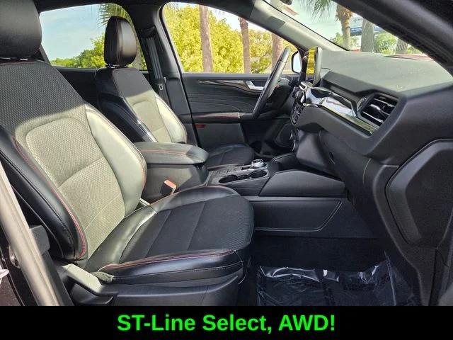 2025 Ford Escape ST-Line Select