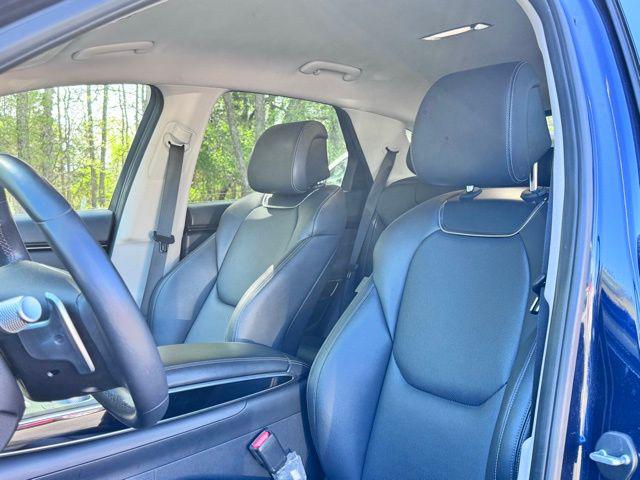 2025 Genesis GV70 2.5T AWD