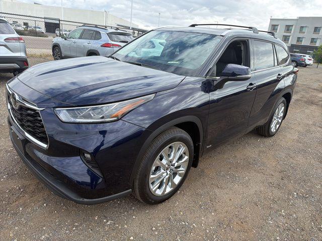 2026 Toyota Highlander Hybrid Limited