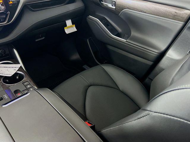 2026 Toyota Highlander Hybrid Limited