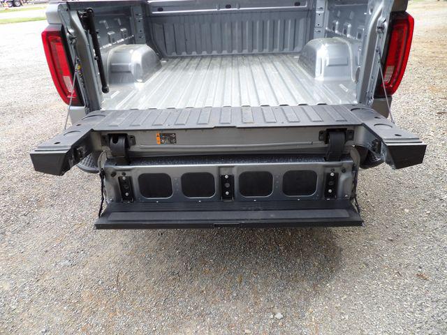 2025 GMC Sierra 1500 4WD Crew Cab Short Box SLT