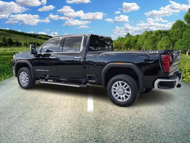 2024 GMC Sierra 2500HD 4WD Crew Cab Standard Bed SLT
