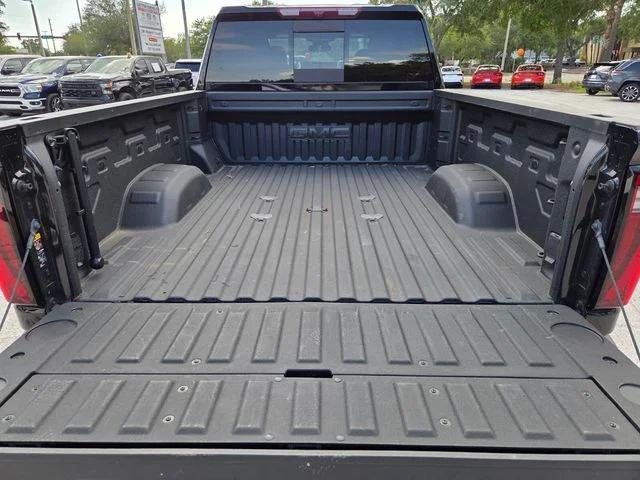2024 GMC Sierra 2500HD 4WD Crew Cab Standard Bed SLT