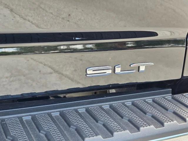 2024 GMC Sierra 2500HD 4WD Crew Cab Standard Bed SLT