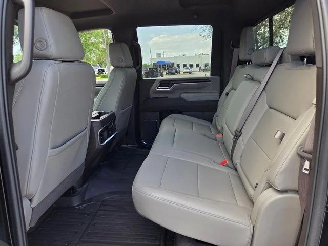 2024 GMC Sierra 2500HD 4WD Crew Cab Standard Bed SLT