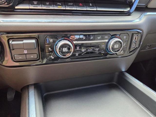 2024 GMC Sierra 2500HD 4WD Crew Cab Standard Bed SLT
