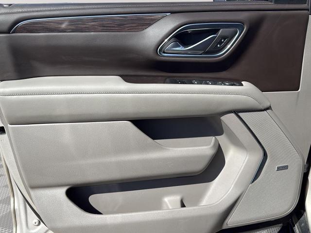 2022 Chevrolet Suburban 2WD LT