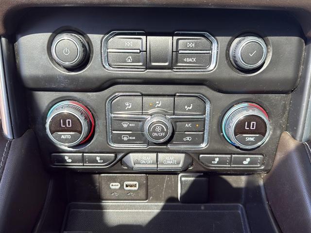 2022 Chevrolet Suburban 2WD LT