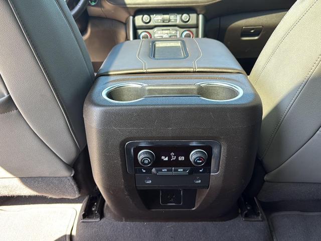 2022 Chevrolet Suburban 2WD LT