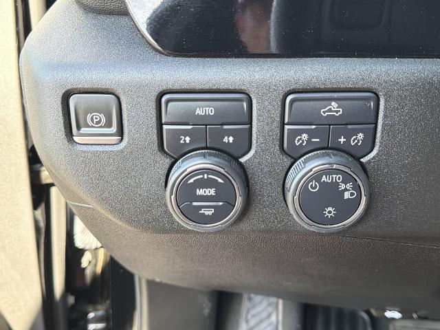 2024 Chevrolet Silverado 1500 4WD Crew Cab Short Bed LT with 2FL