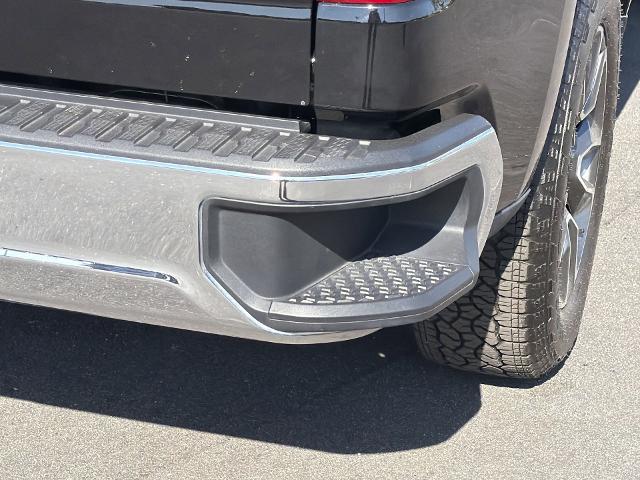 2024 Chevrolet Silverado 1500 4WD Crew Cab Short Bed LT with 2FL