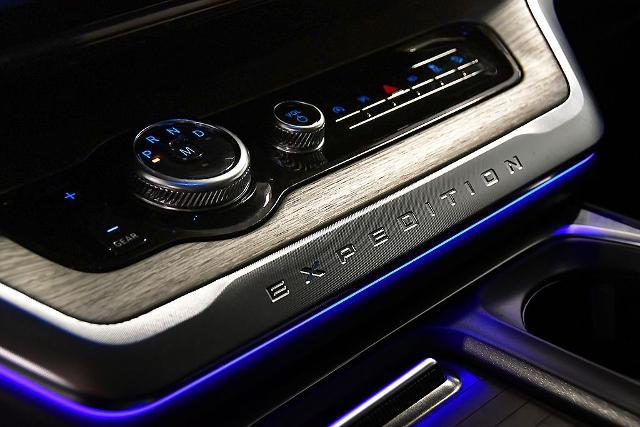 2025 Ford Expedition Platinum MAX