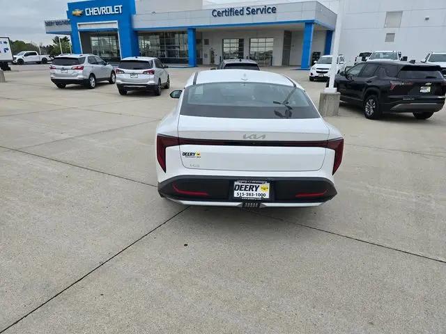 2025 Kia K4 LXS