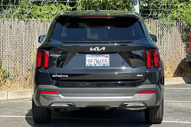 2025 Kia Sorento Hybrid EX