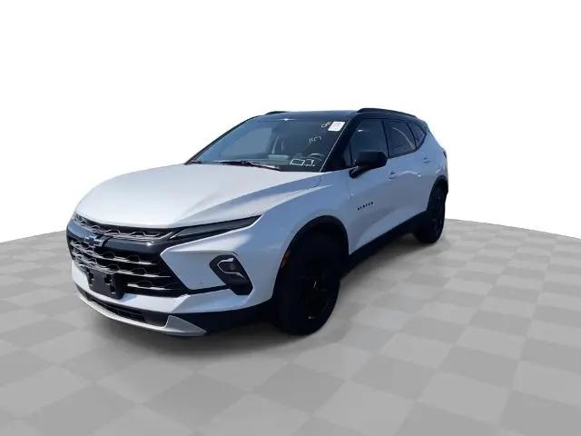 2023 Chevrolet Blazer AWD 2LT