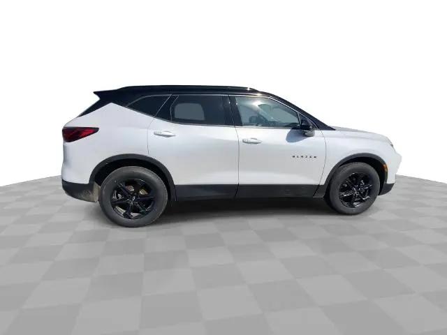 2023 Chevrolet Blazer AWD 2LT