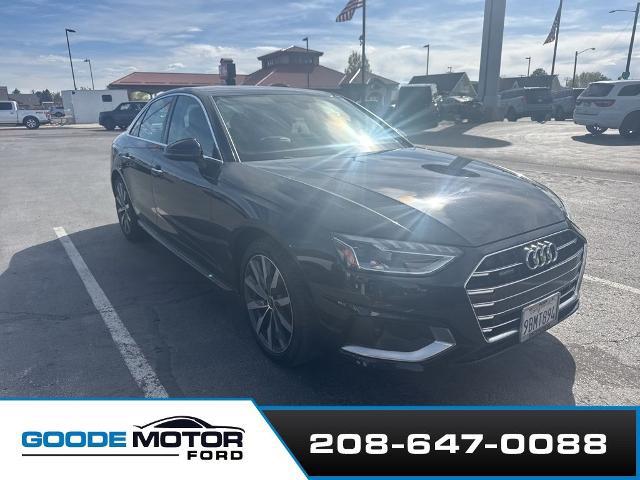 2022 Audi A4 Premium Plus 40 TFSI quattro S tronic