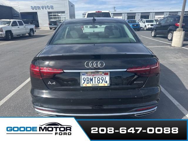 2022 Audi A4 Premium Plus 40 TFSI quattro S tronic