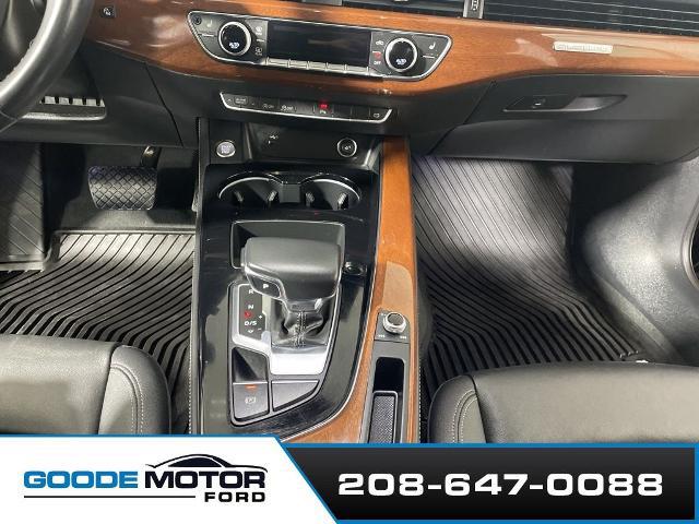 2022 Audi A4 Premium Plus 40 TFSI quattro S tronic
