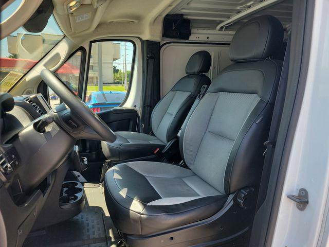 2025 Ram ProMaster 2500 Cargo Van Tradesman Low Roof 136" WB w/Pass Seat