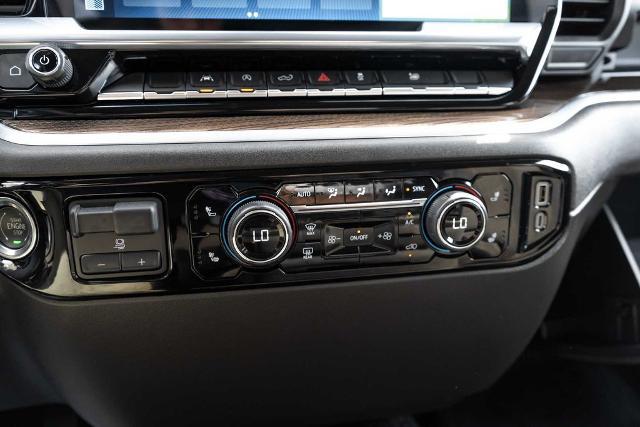 2025 Chevrolet Silverado 1500 2WD Crew Cab Short Bed LT