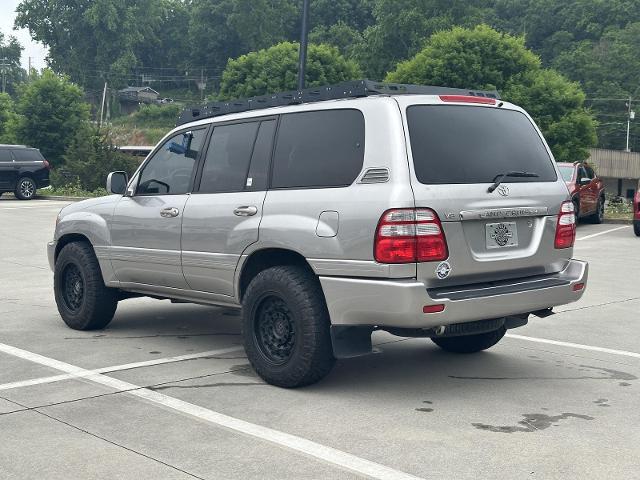 2004 Toyota Land Cruiser Base