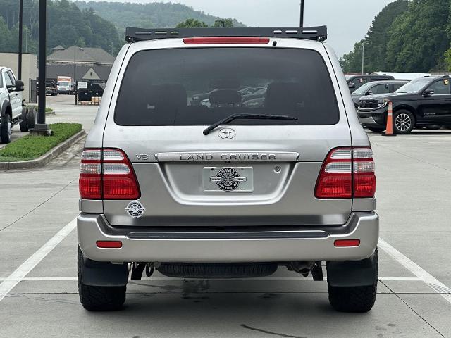 2004 Toyota Land Cruiser Base
