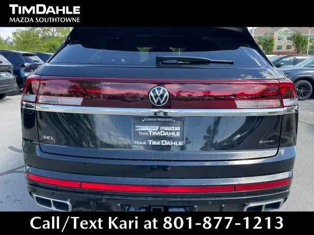 2026 Volkswagen Atlas Cross Sport SEL Premium R-Line