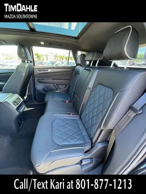 2026 Volkswagen Atlas Cross Sport SEL Premium R-Line