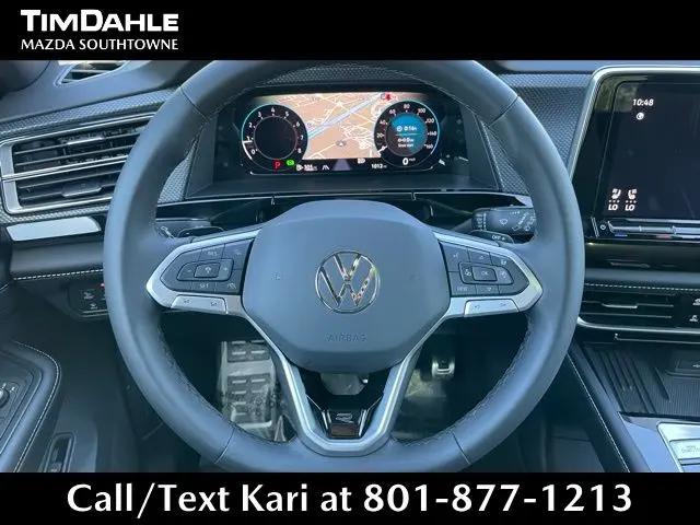 2026 Volkswagen Atlas Cross Sport SEL Premium R-Line