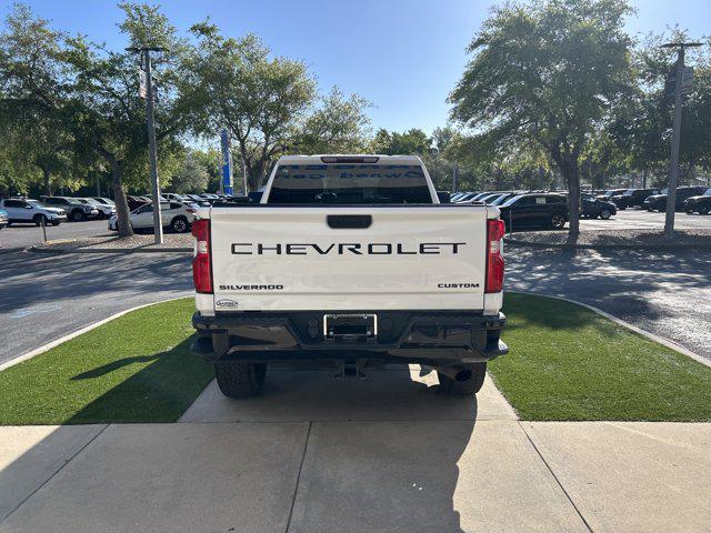 2020 Chevrolet Silverado 2500HD 4WD Double Cab Standard Bed Custom