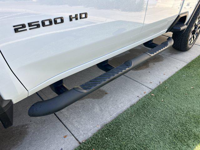 2020 Chevrolet Silverado 2500HD 4WD Double Cab Standard Bed Custom