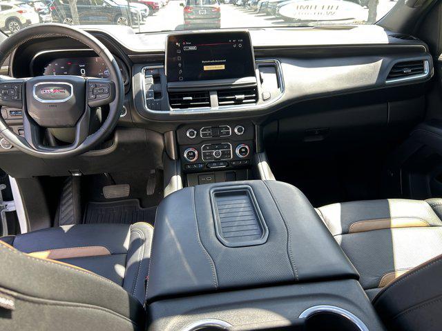 2024 GMC Yukon 4WD AT4