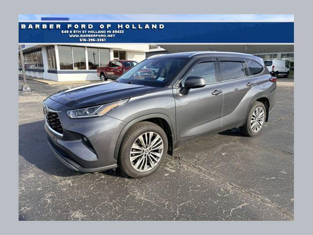 2022 Toyota Highlander Platinum for sale in Holland, MI