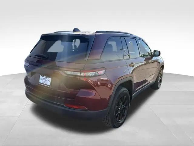 2025 Jeep Grand Cherokee Altitude 4x4