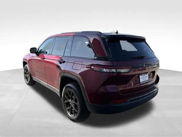 2025 Jeep Grand Cherokee Altitude 4x4