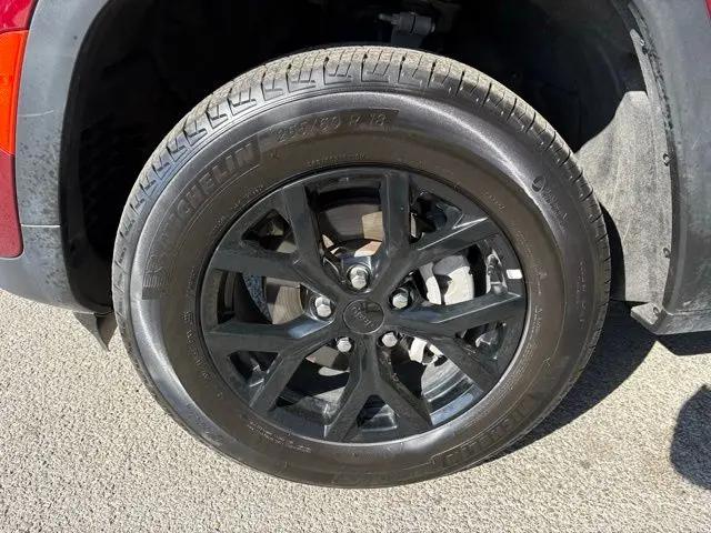 2025 Jeep Grand Cherokee Altitude 4x4