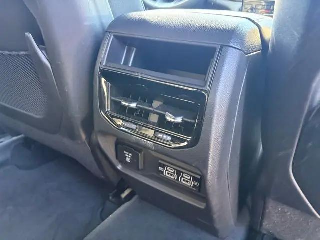 2025 Jeep Grand Cherokee Altitude 4x4