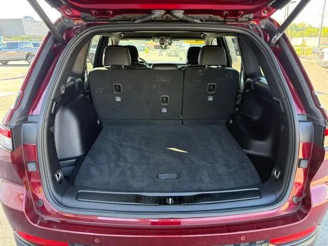2025 Jeep Grand Cherokee Altitude 4x4