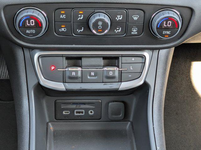 2024 GMC Terrain AWD SLT