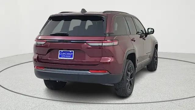 2026 Jeep Grand Cherokee Altitude 4x2