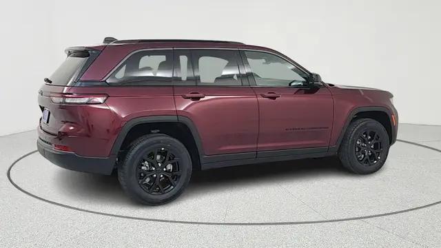 2026 Jeep Grand Cherokee Altitude 4x2